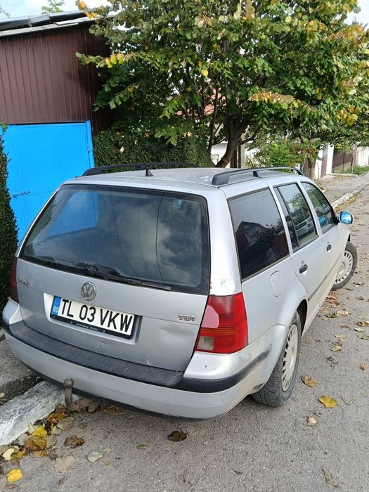 Volkswagen Golf 2000 diesel, 1.077 € — imagine 4