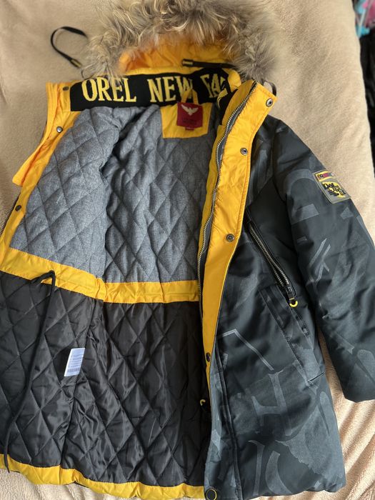 Продам детскую куртку на мальчика