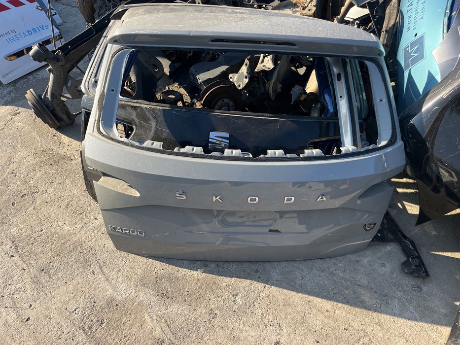 Капак,багажник Skoda Karoq 2 броя