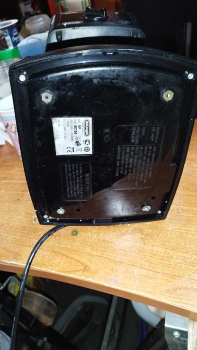 Кафемашина Delonghi EC-150 експресо с крема цедка