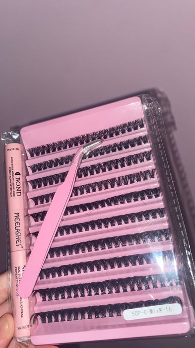 Мигли с пинсета и лепило