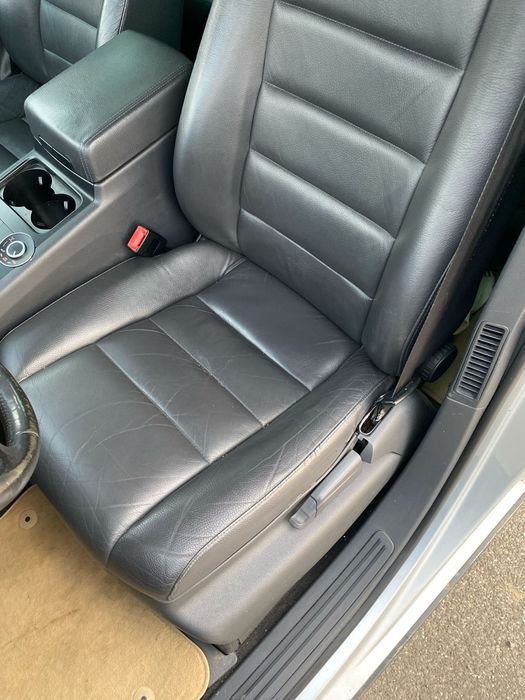 VW Touareg 2.5 tdi R5 174 cp 2008