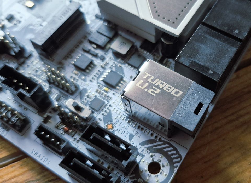 MSI X299 i7 7740X 5.36GHz 8 core 120mm Thermaltake 10 heatpipe