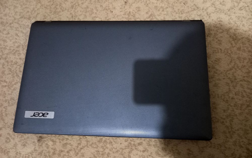 Noutbuk Acer Aspire