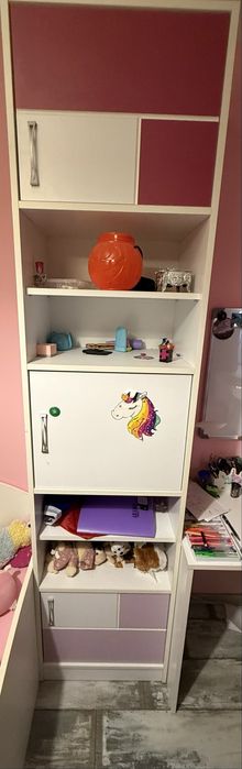 Se vinde Monilier camera fete