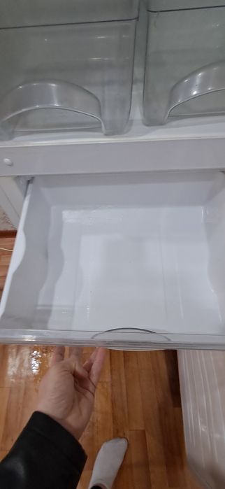 Продам холодильник