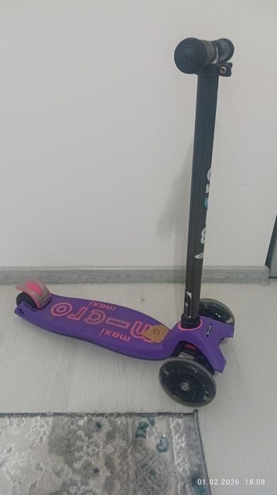 Самокат BMW Micro