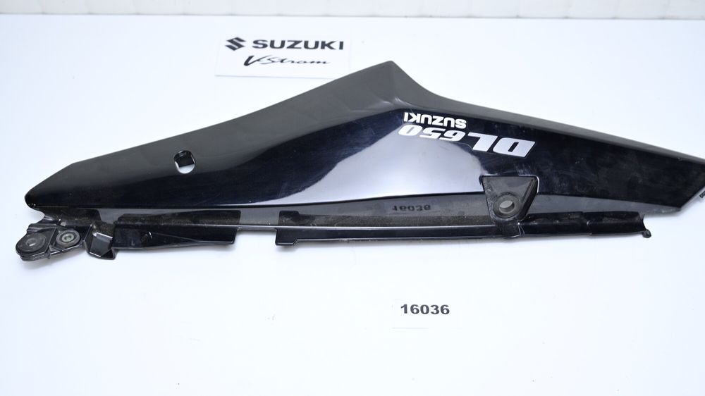 Carena Codita Spate Dreapta Suzuki DL 650 V Strom VStrom V-Strom 2004
