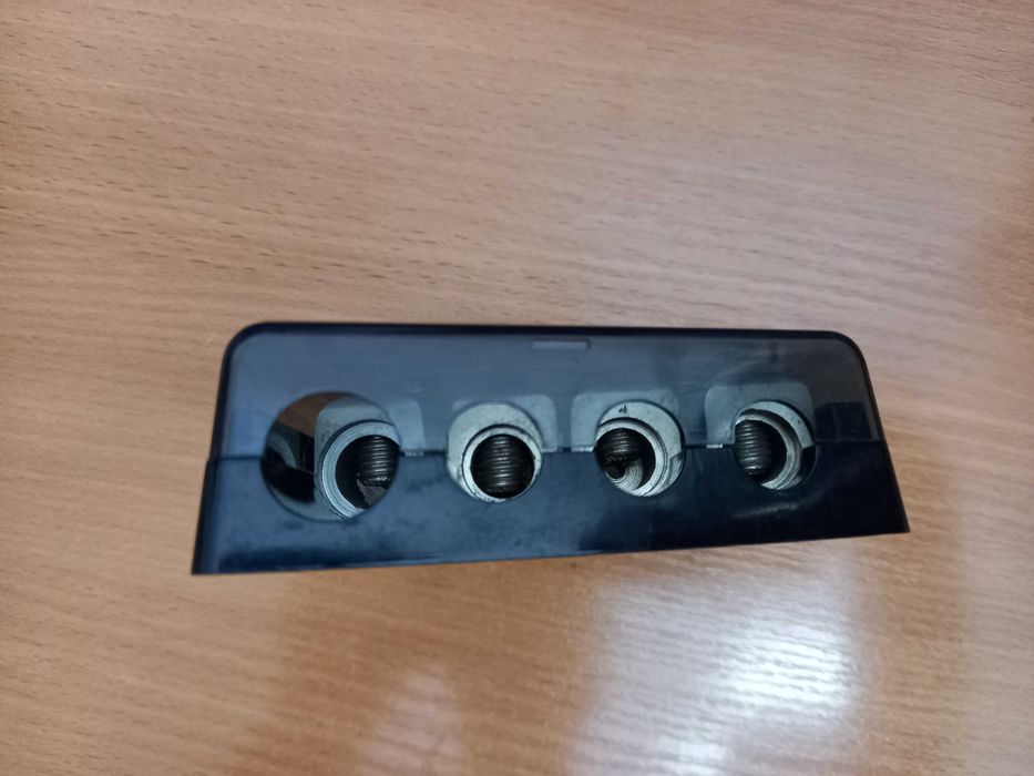 Connection BFD 41.1 - дистрибьютор питания