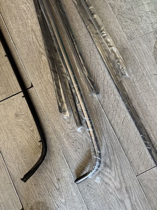 Set complet ornamente bandouri mercedes w123 cobra coupe