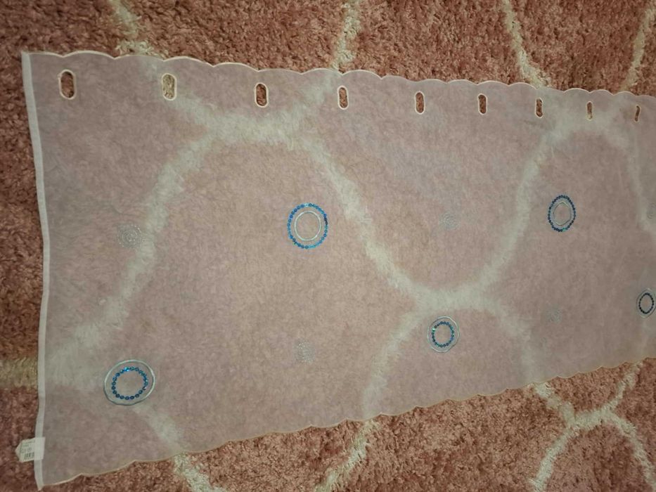 Нежно   Перденце