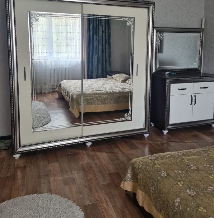 Спальный гарнитур дерево