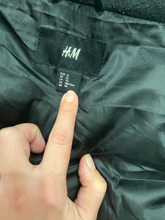 H&M  Мъжки дебел елек