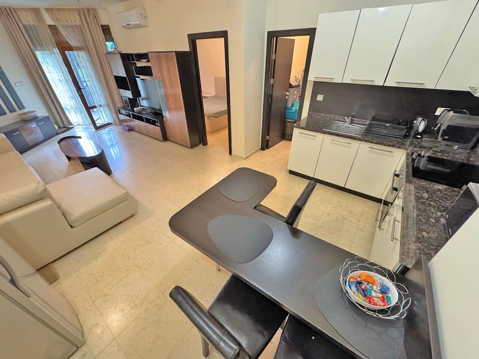 Продава се Двустаен апартамент в Свети Влас - 83 кв.м за 1507 €/кв.м - Снимка #3