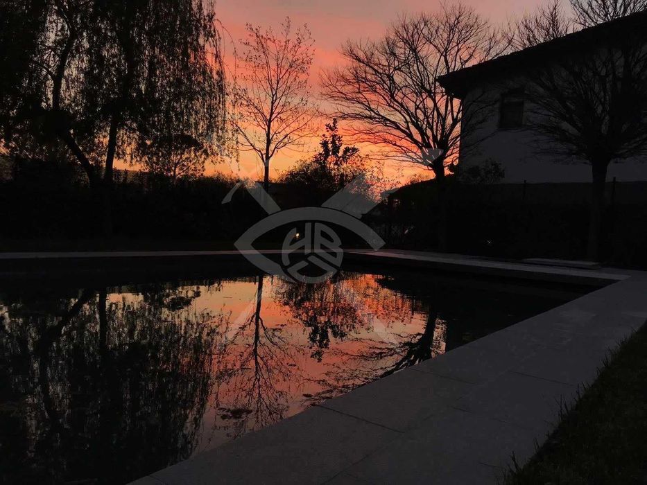 Къща, готова до ключ с 700кв.м. двор