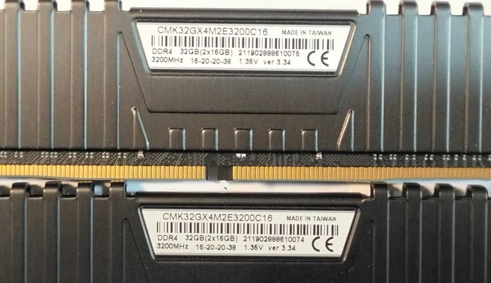 Memorii 16gb, 32gb DDR4 3200 Corsair, Kit 2 x 16GB DDR4 3200