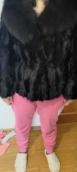 Haina de blana naturala (vizon) cu guler de vulpe polara