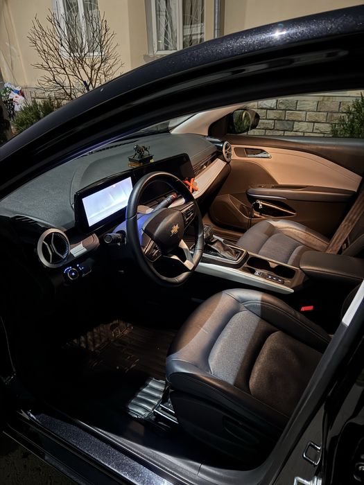 Chevrolet Monza 2023 qora