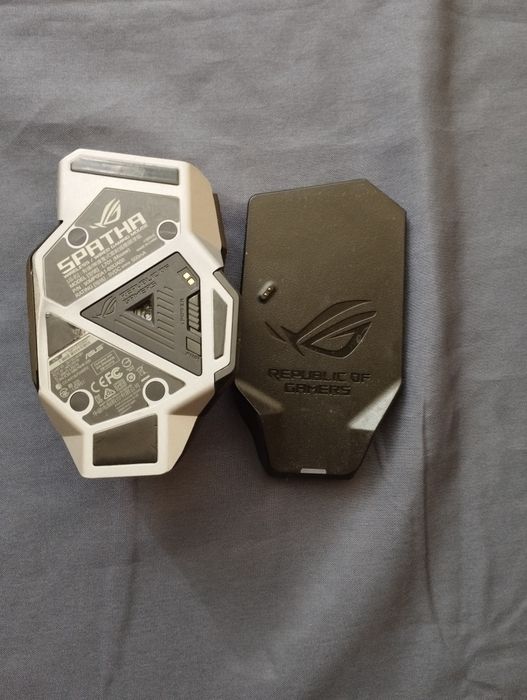 Мишка Asus ROG Spatha