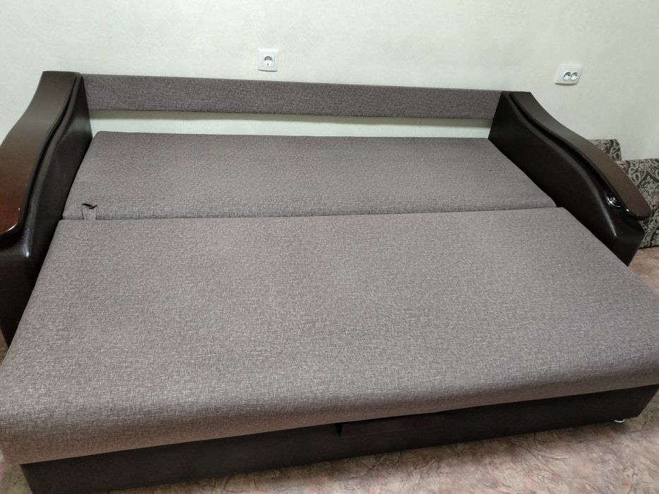 Продам диван б/у