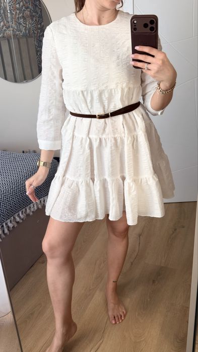 Рокля Zara с флорални мотиви