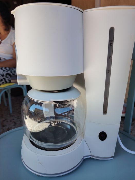 Cafetieră Avilla 0208 (capacitate 1.5L, 1080W)