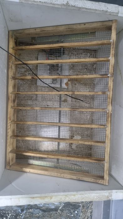 Продам самодельный инкубатор