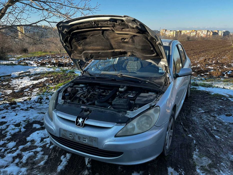 Продавам Peugeot 307 на части.