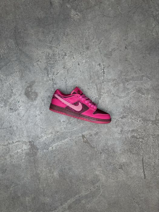 Nike Dunk Low WMNS «Valentine’s Day»