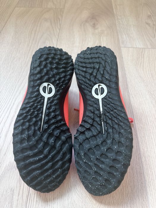 Ghete fotbal Nike, marimea 36