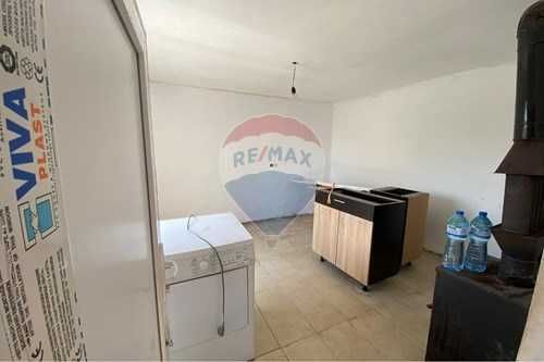 Продава се Къща в с. Върбак, Област Шумен - 110 кв.м за 289 €/кв.м - Снимка #1