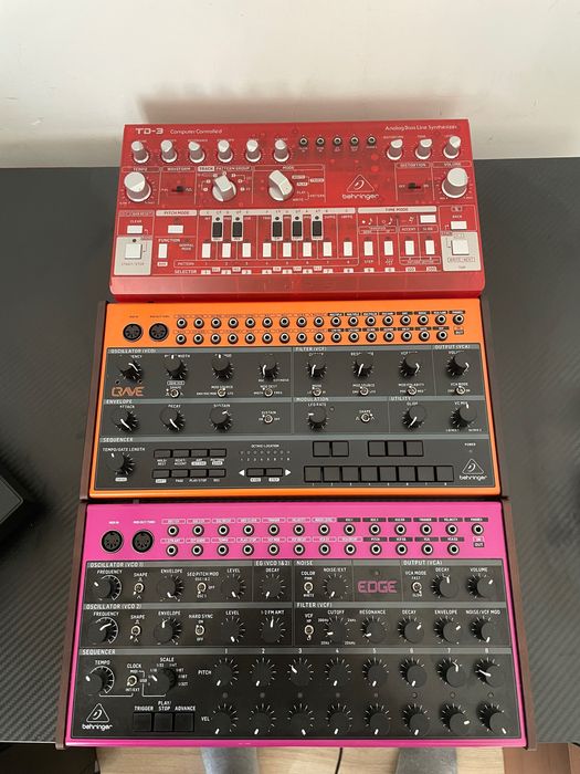 Behringer Edge + Crave + TD-3 / Аналогови синтезатори / Modular / Acid