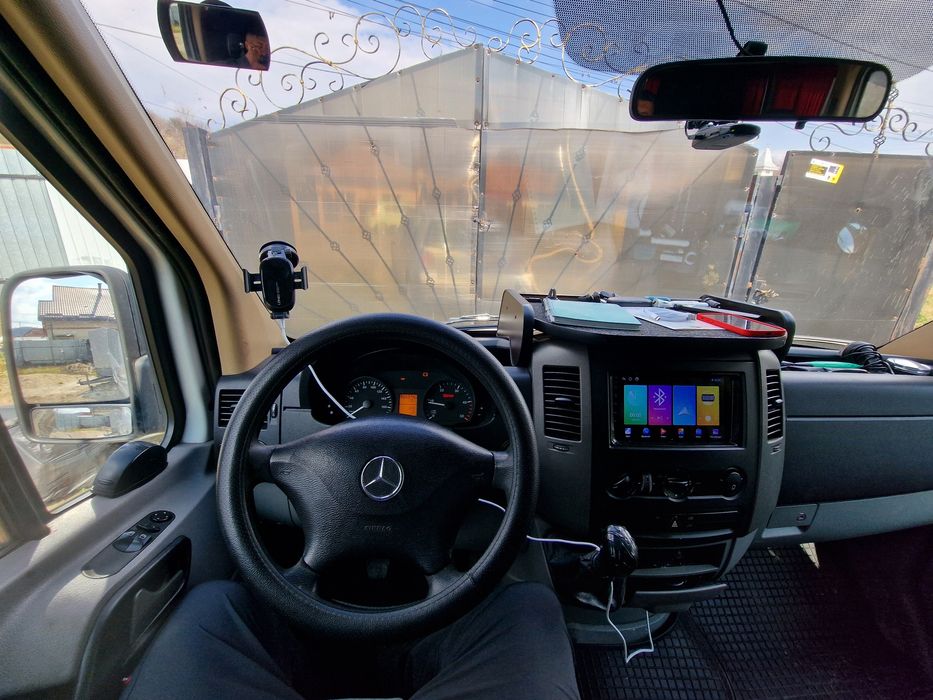 Mercedes Sprinter 8+1 interior Vip Accept unele variante