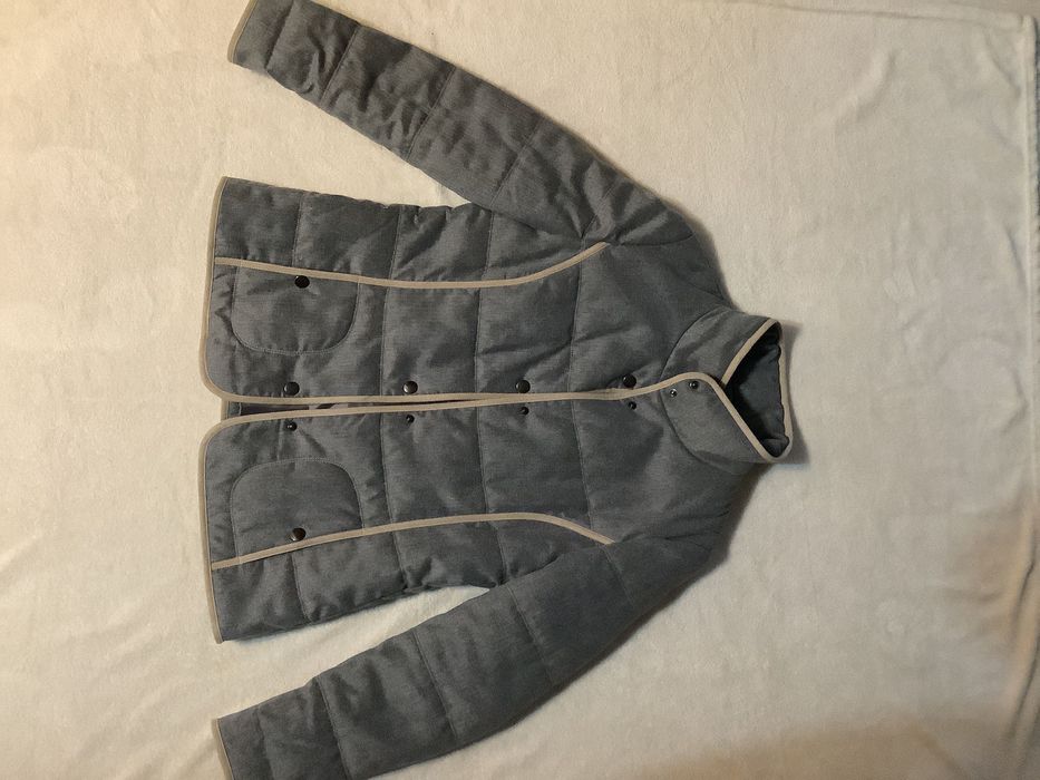 Calitate.Haină damă,gri,mărime L