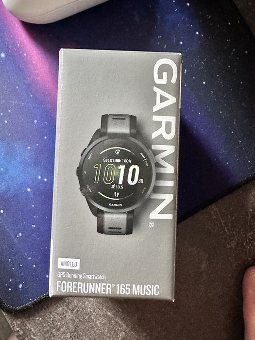 Garmin 165 music