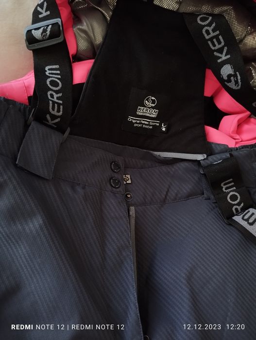 Продам лыжный костюм