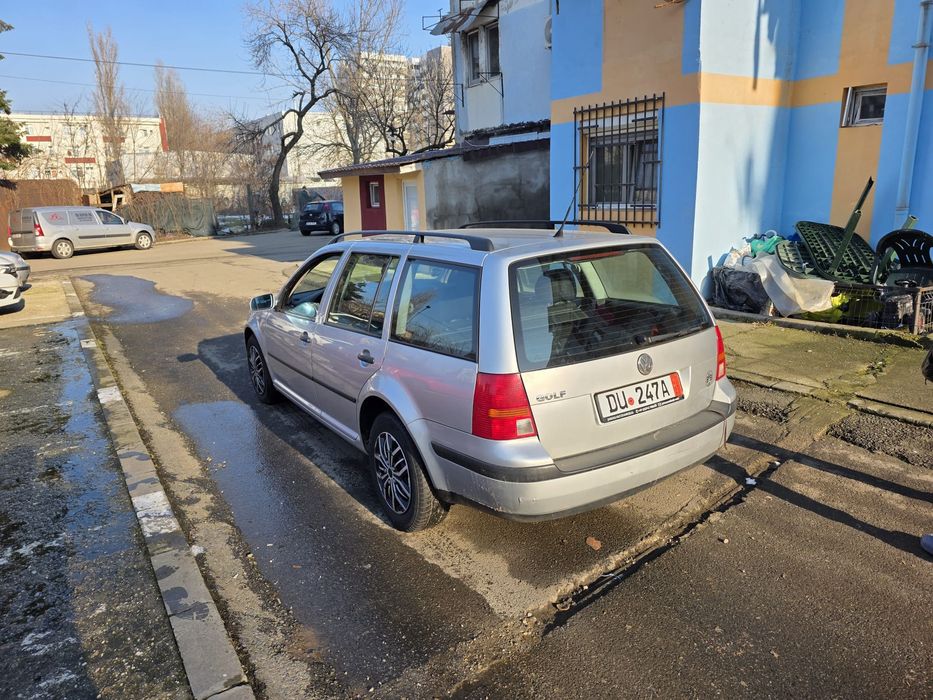 Vand golf 4  Benzina 1.6