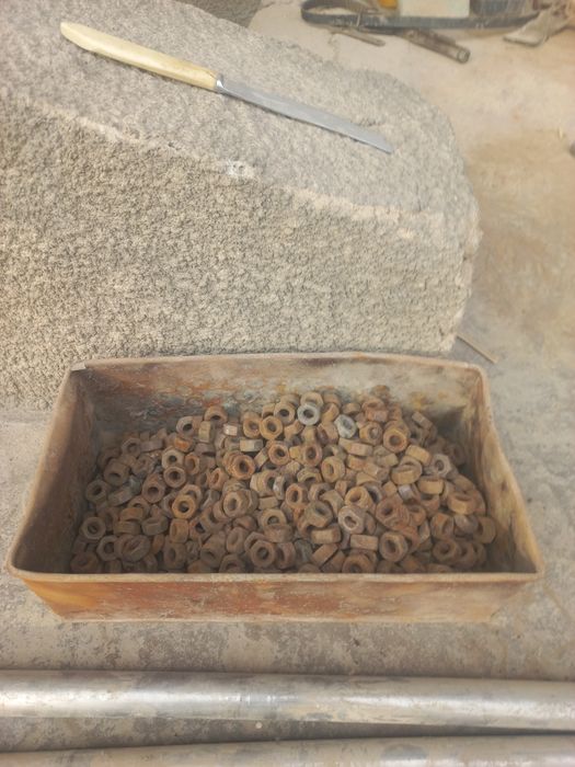 Гайки советские...