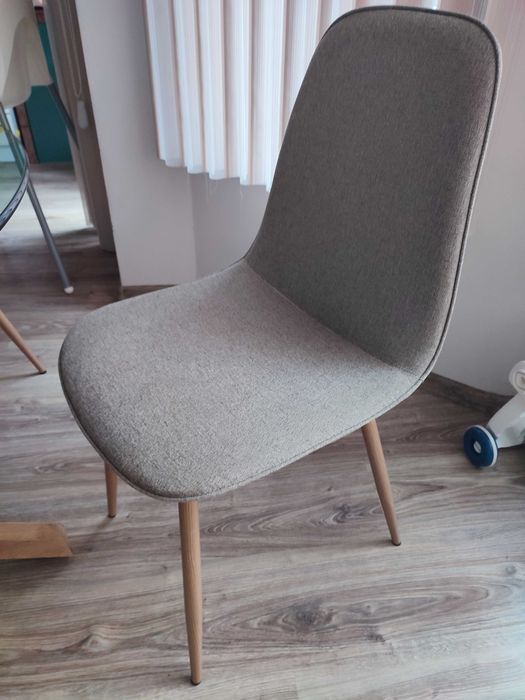 Кухненски столове Jysk 4бр на половин цена