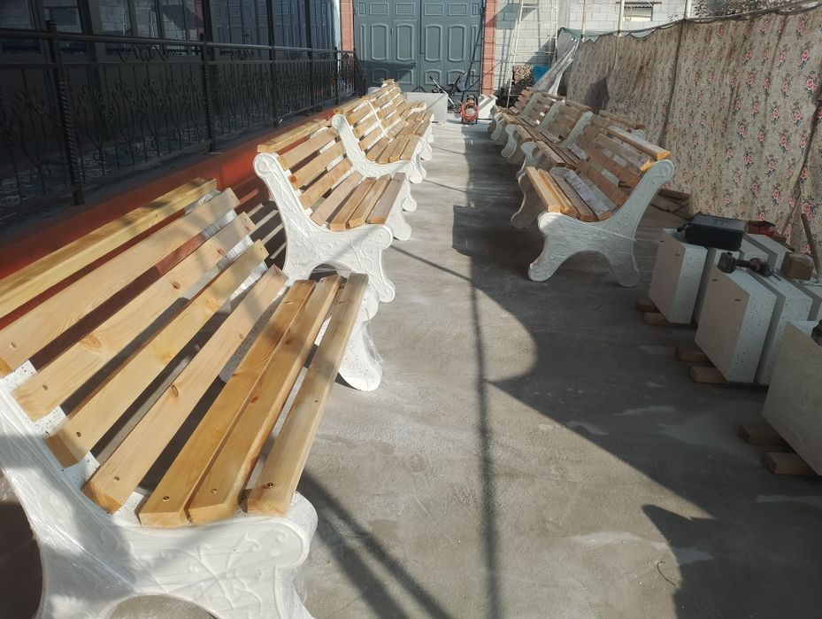 Скамейка сотилади