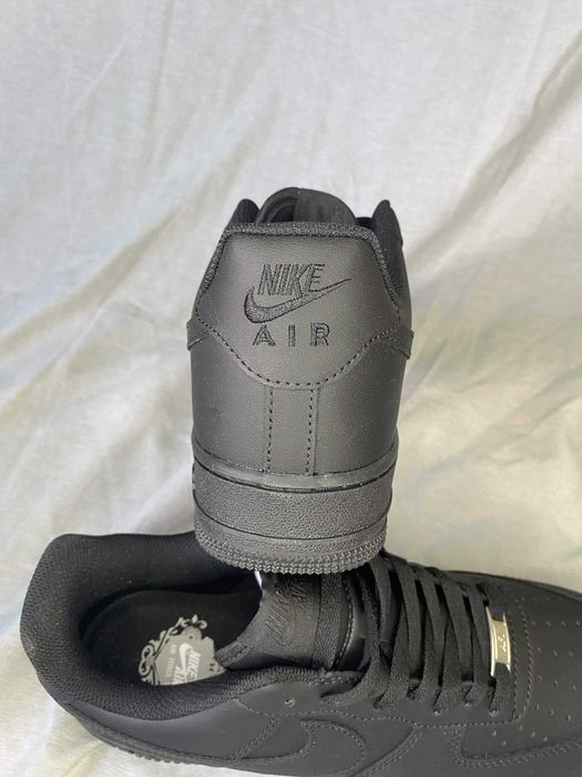 Nike Air Force 1 White and Black Оригинални