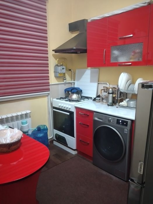 Срочно квартира сотамиз ичидаги мебеллар билан янги дом