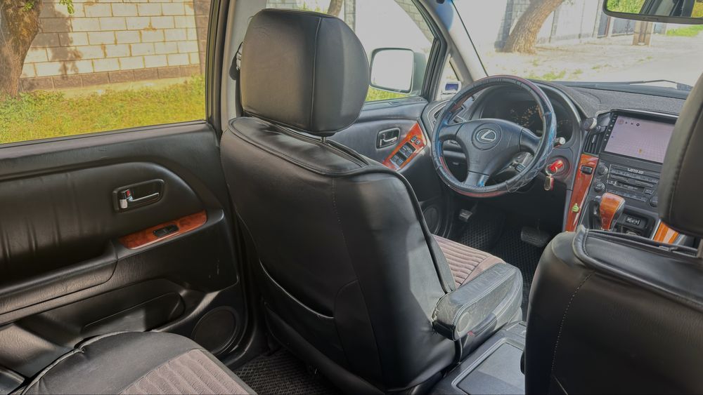 Lexus RX 300 продам