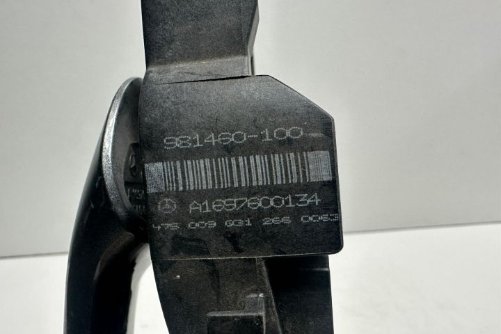 Maner usa stanga fata A1697600134 Mercedes-Benz A-Class W169