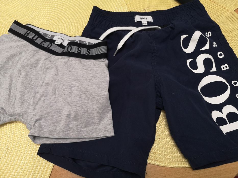 Bermude hugo boss nr. 108,pt 5ani