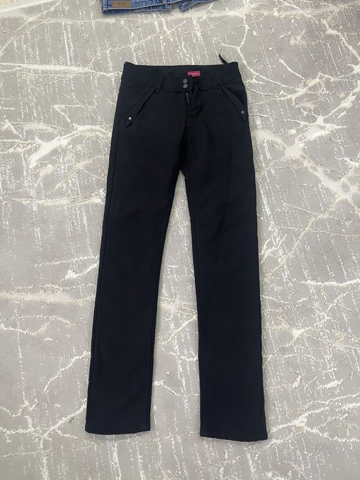 Джинсылар сатылады