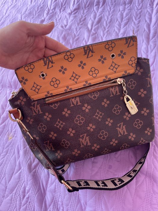 Женская сумка отличного состояние