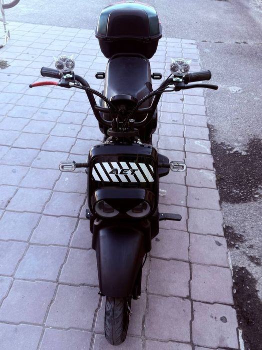 Электроскутер танк 109