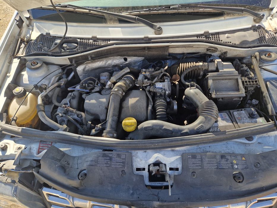 Dacia Duster. avariat 1.5 diesel.  158000km