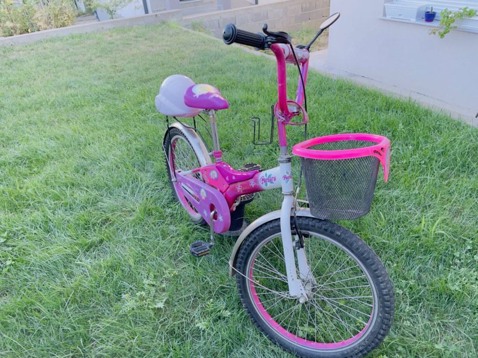 Детски Велосипед със спомагателни колела Барби